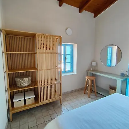 Maistro Villa *